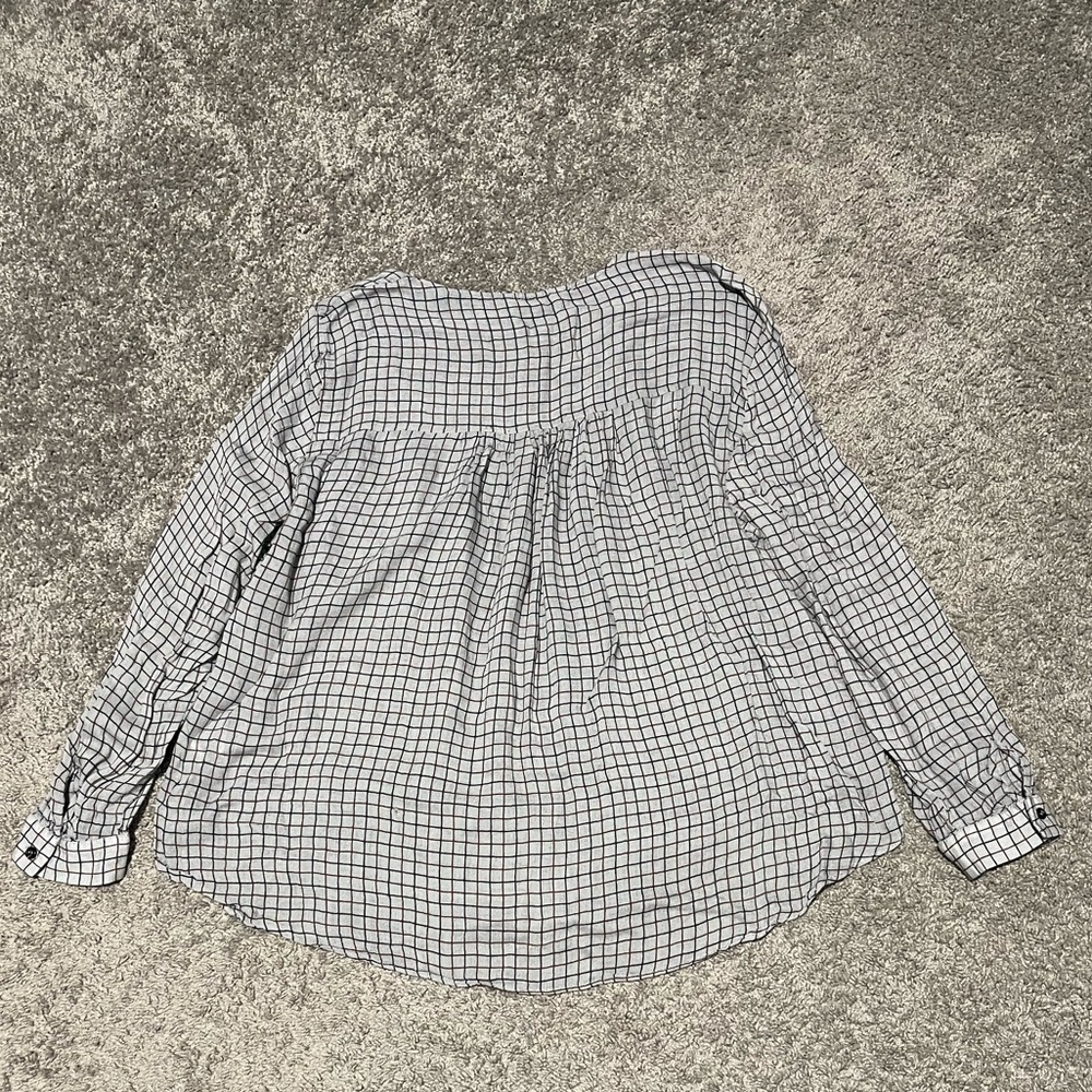 Checkered Button-Up Blouse - Picture 6 of 7
